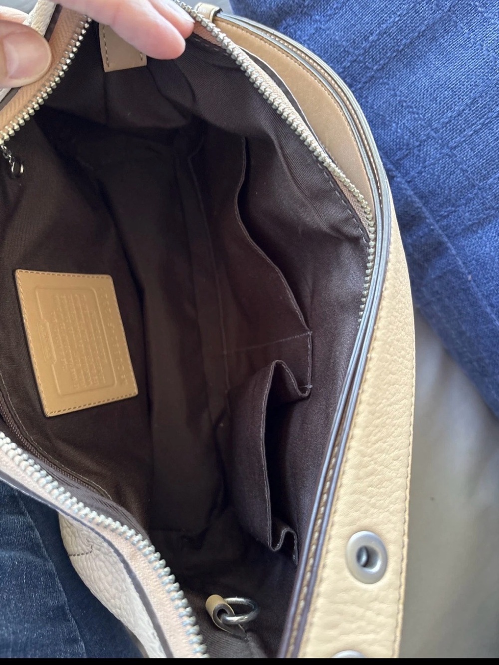 Coach Madison SoHo F12321 Tan Pebbled Leather Convertible Brown Cloth Interior - Picture 4 of 13
